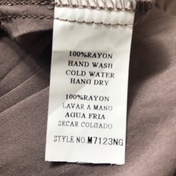 Mono Reno grey dress with beautiful embroidery szS - Picture 6 of 6